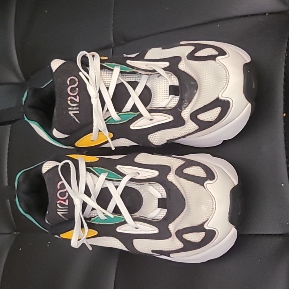 Nike boy size 1youth